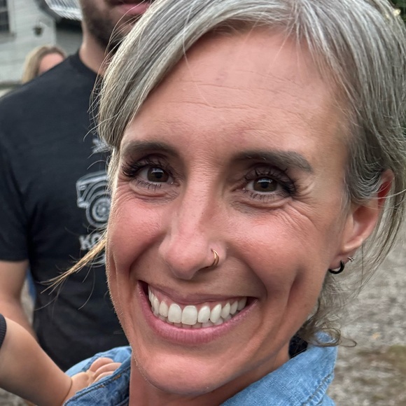 Meet your Posher, Signe - Picture 1 of 1